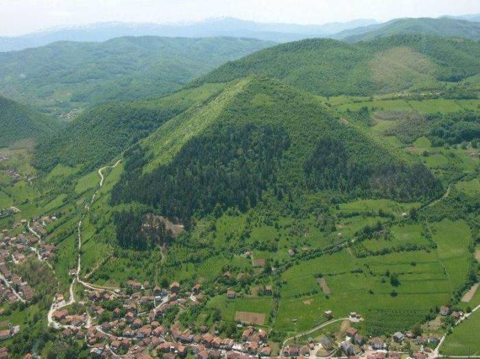 piramidele-din-bosnia-mistere